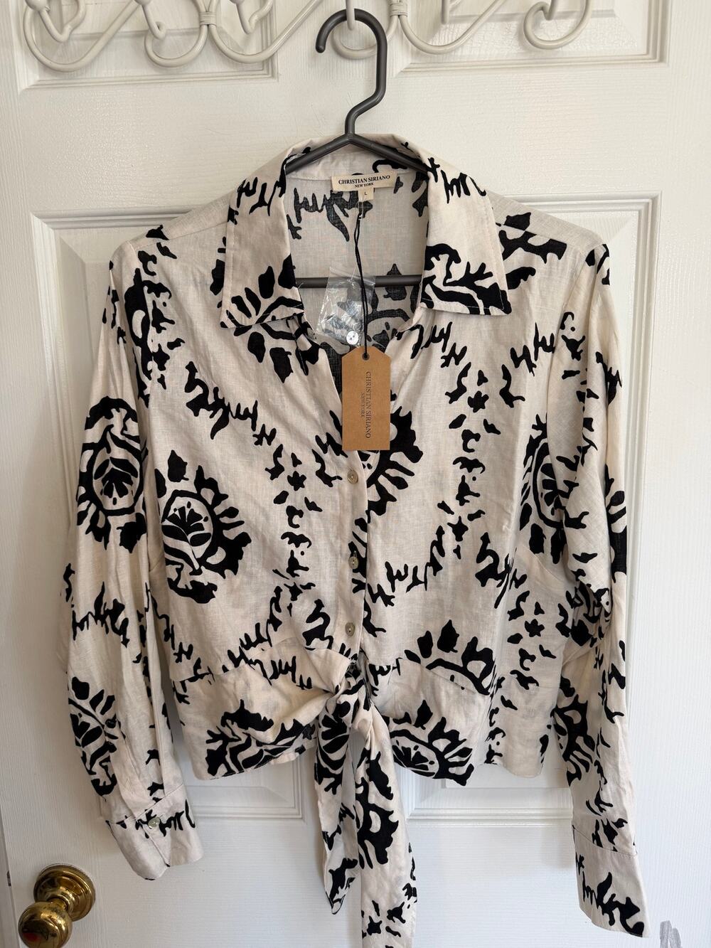 Christian Siriano NWT black and White Blouse Crop Tie Bottom Size L